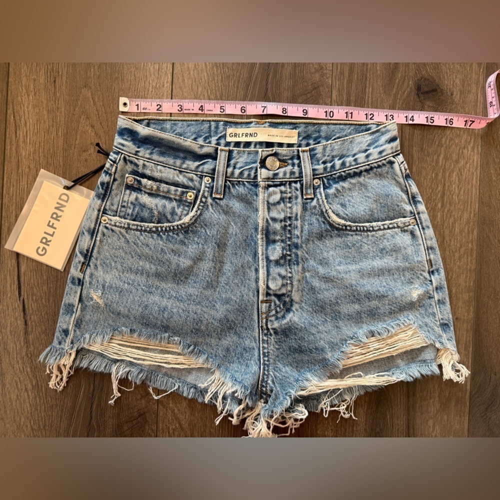 GRLFRND The Jules Super High Rise Vintage Cut Off Shorts Size 25 - Picture 8 of 12
